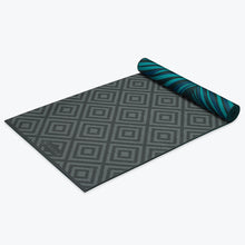 Load image into Gallery viewer, Reversible Geo Feather Yoga Mat (6mm)