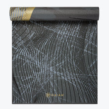 Load image into Gallery viewer, Reversible Metallic Spiral Journey Yoga Mat (6mm)