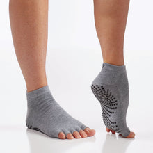 Load image into Gallery viewer, Toeless Yoga Socks
